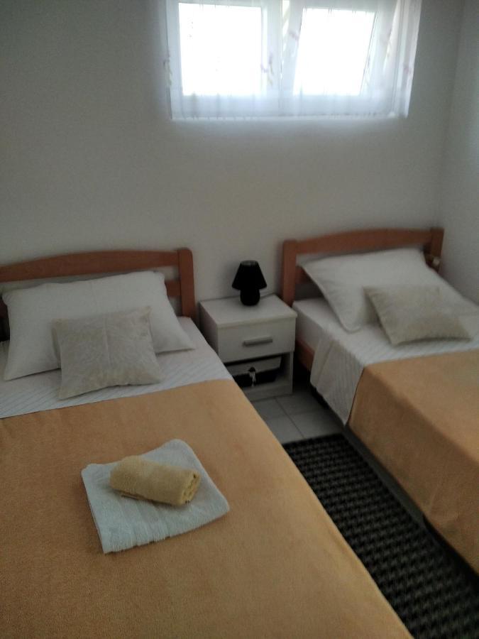 Apartment Anny Pula Ngoại thất bức ảnh