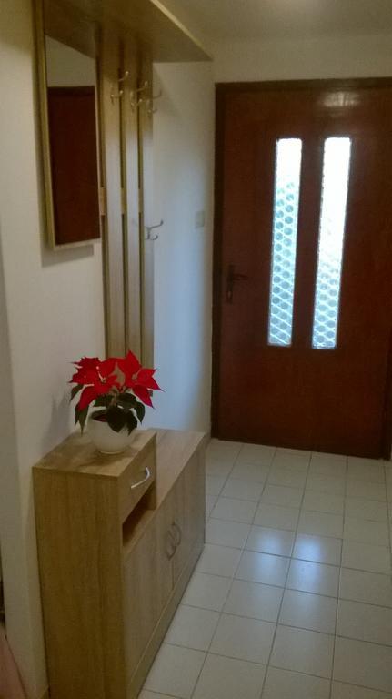 Apartment Anny Pula Ngoại thất bức ảnh